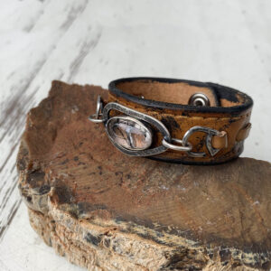 Leren armband met toermalijnkwarts
