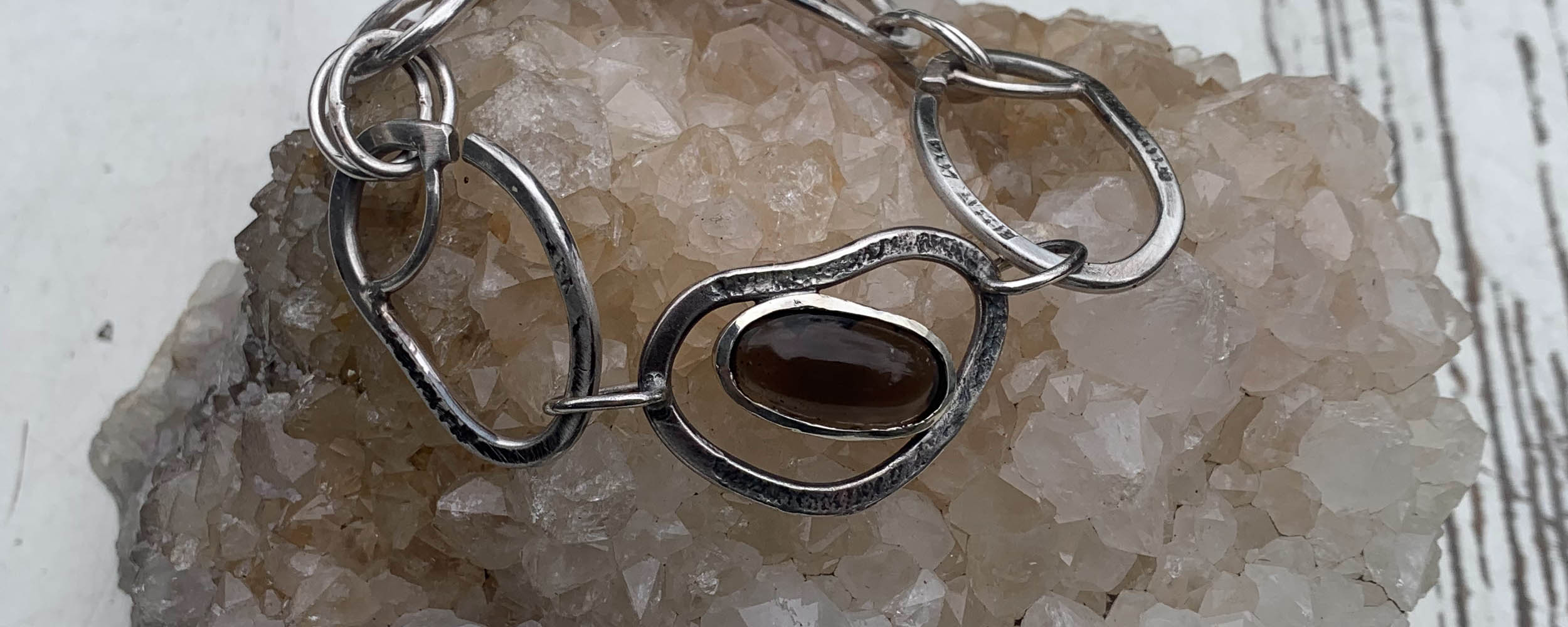 Edelstenen voor het sterrenbeeld Weegschaal