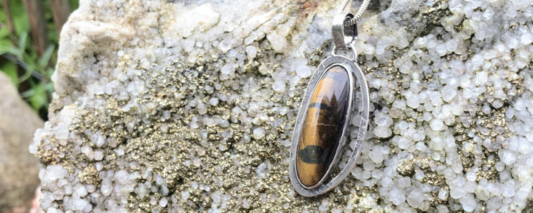 Tijgeroog in je sieraad