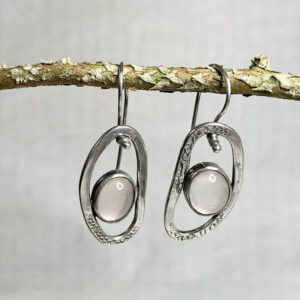 Oorbellen met rozenkwarts