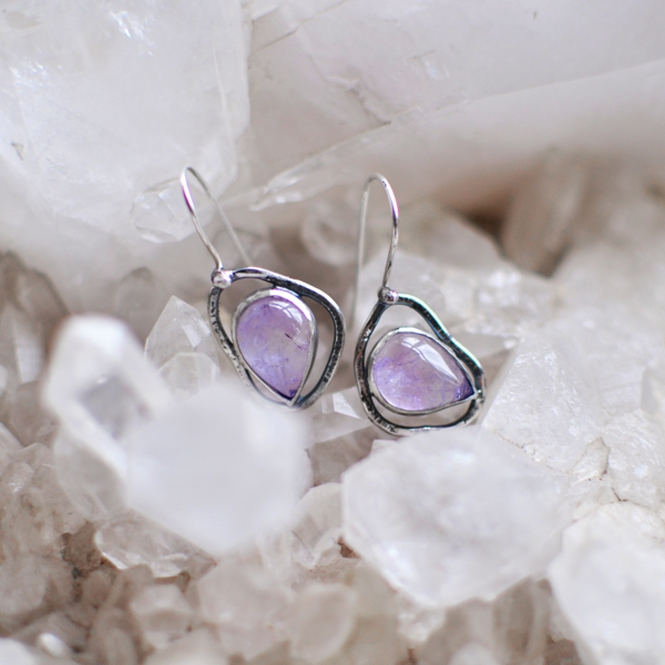 edelstenen voor innerlijke rust,oorbellen met amethist